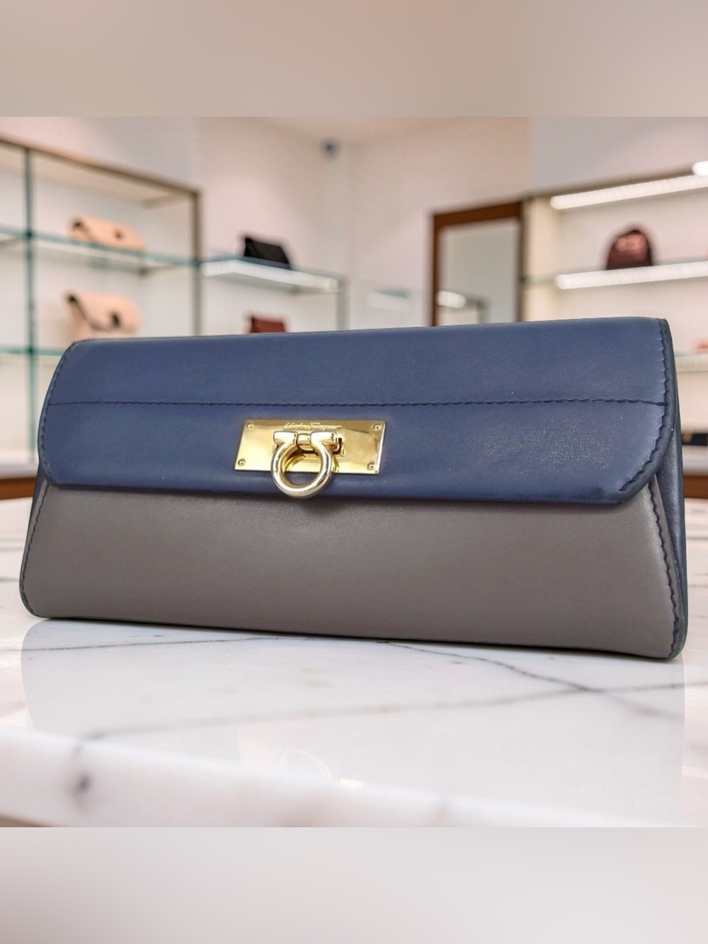 Salvatore Ferragamo Gancini Leather Continental Wallet 💗